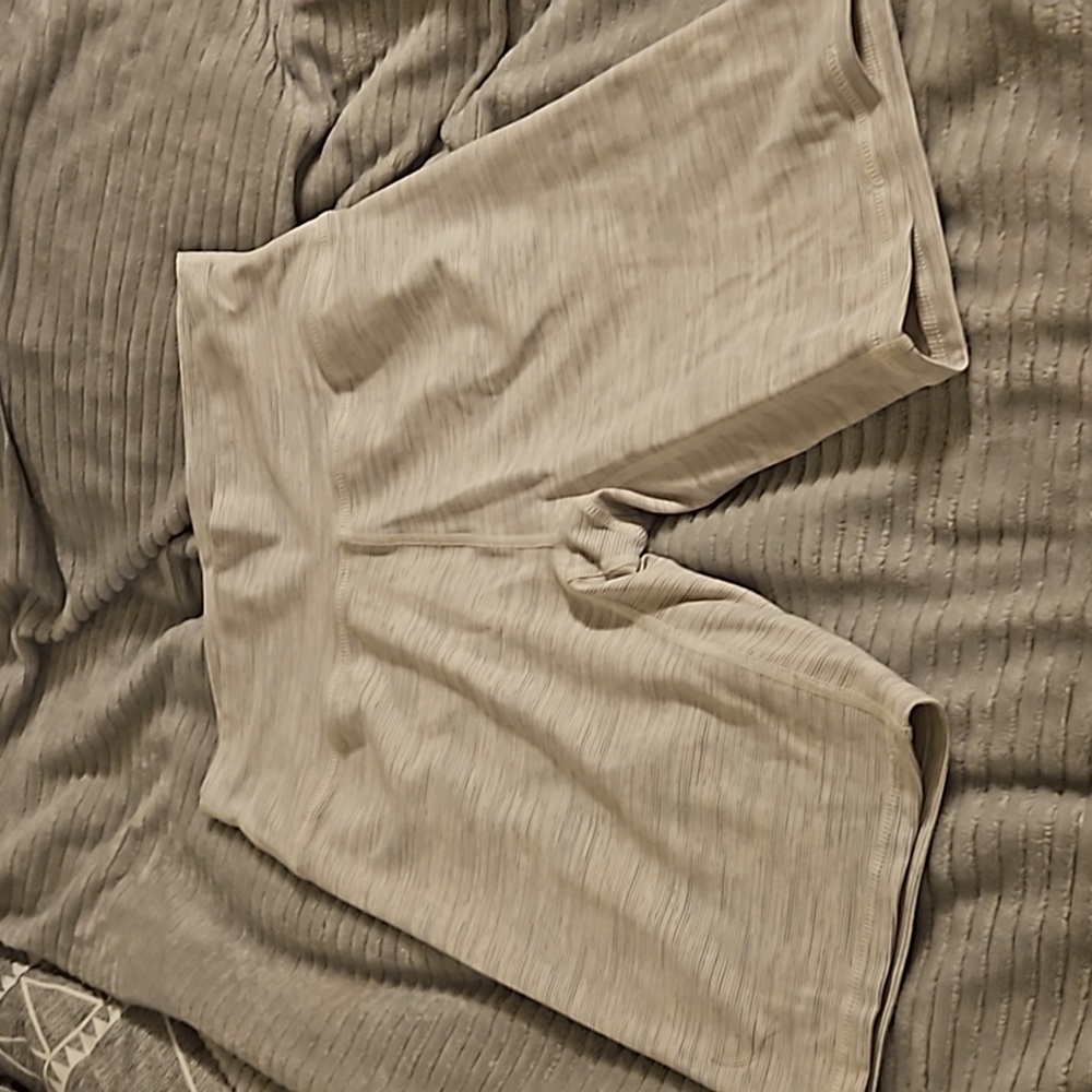Davis active shorts